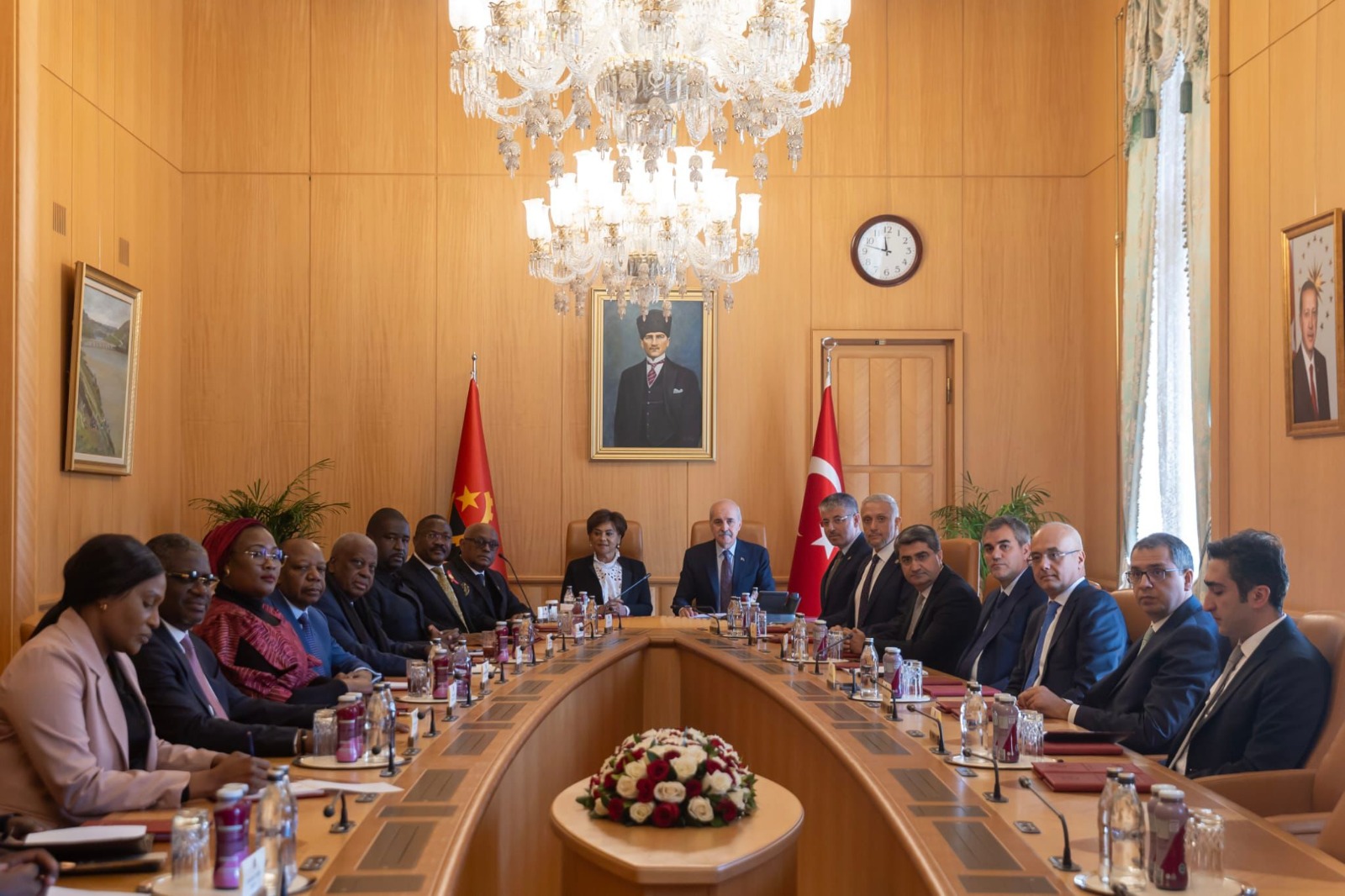 Milletvekili Çopuroğlu, Angola Meclis Başkanı Cerqueıra’yı ağırladı